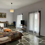 θαλεια Feriehus *