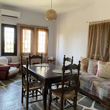 θαλεια Semesterbostad